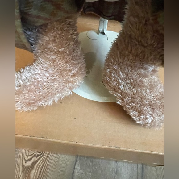 NWT Russ Collector’s Edition “Lady Elspeth” Bear - Picture 5 of 7